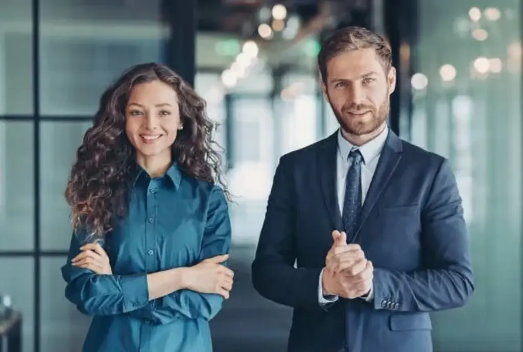 卓越的角色和情境理解。.